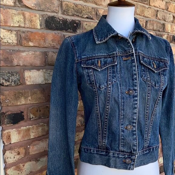 GAP Jackets & Blazers - GAP Blue Jean Jacket Cropped Style with Pointed Collar